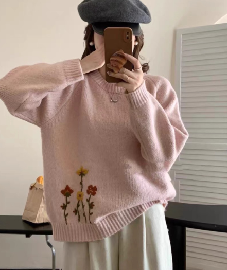 Loose-Fit Knitted Sweater for Middle & High School Girls
