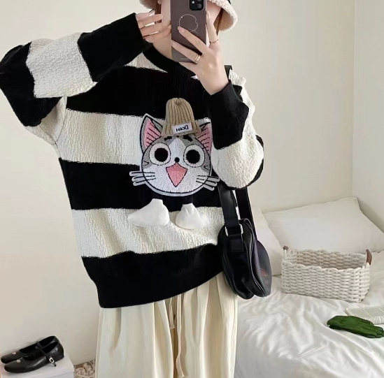 Cute Knitted Sweater for Middle and High School Girls